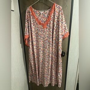 NWOT Secret Treasures Floral Top - Red, Purple, Yellow